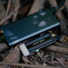 Fenix E-SPARK — фонарь-брелок с зарядкой и повербанком
